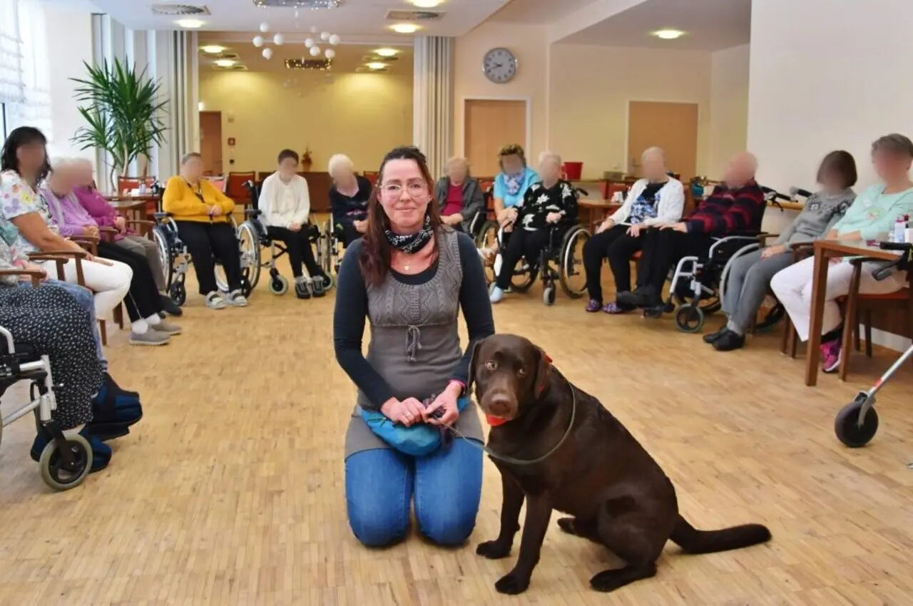 Tiergestützte Gruppentherapie in Freiberg